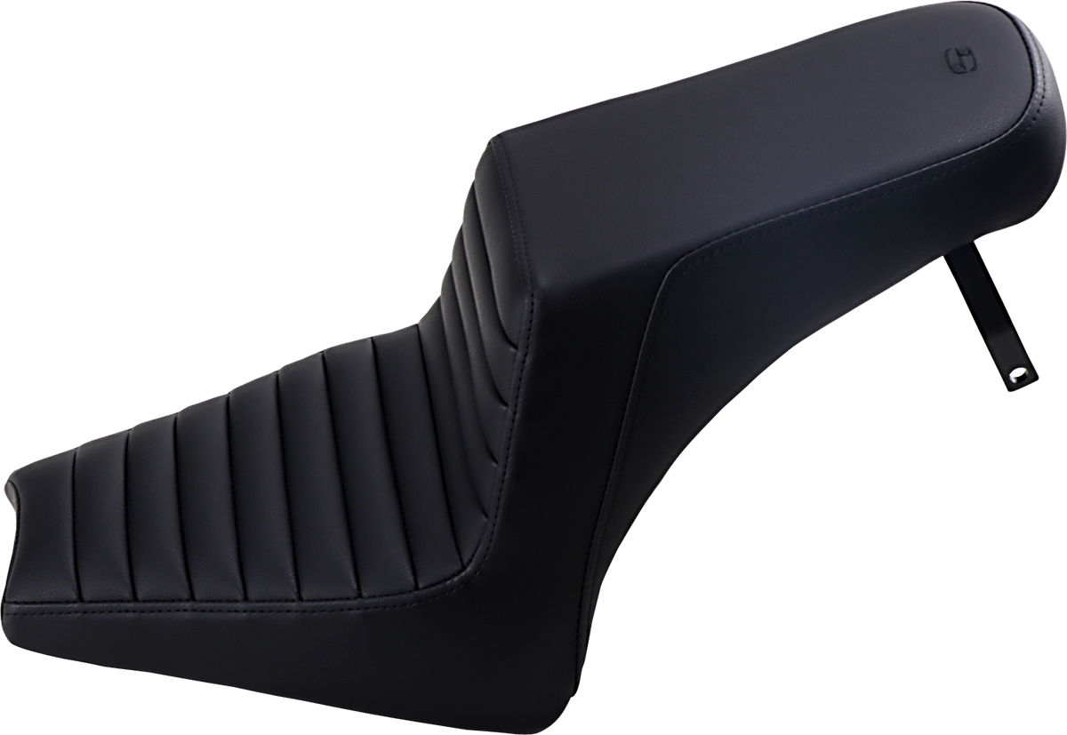 SADDLEMEN Step-Up Seat - Front Tuck-n'-Roll/Rear Smooth - Black - '18-'22 Indian Scout Bobber