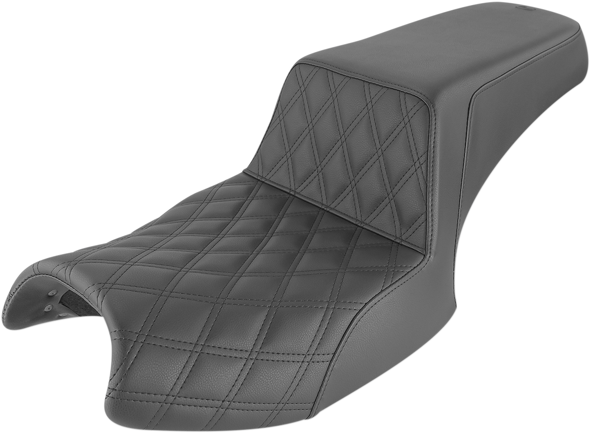 SADDLEMEN Step-Up Seat - Front Lattice Stitch/Rear Smooth - Black - Challenger