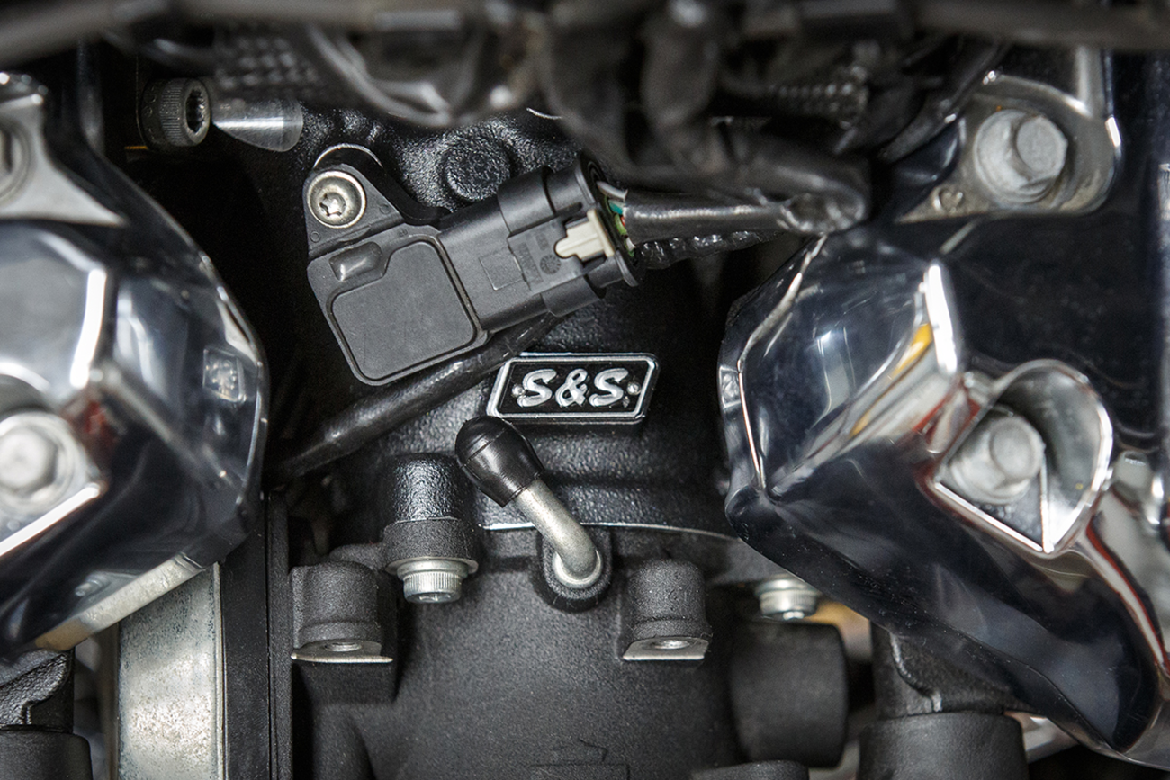 S&S CYCLE CNC-Ported Intake Manifold - M8 - 55 mm - Black