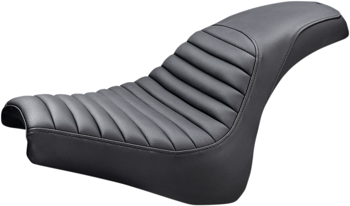 SADDLEMEN Profiler™ Tuck-N-Roll Seat - Black - Softail '18-'20