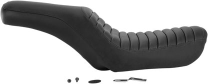 SADDLEMEN Profiler™ Tuck-n-Roll Seat - Black - Dyna '04-'05