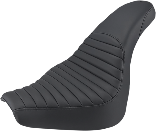 SADDLEMEN Profiler Seat - Tuck and Roll - Softail '18-'20