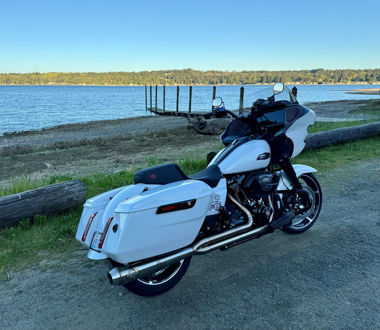 2017-2026 M8 BAGGER - FULL LENGTH TURNPIKE