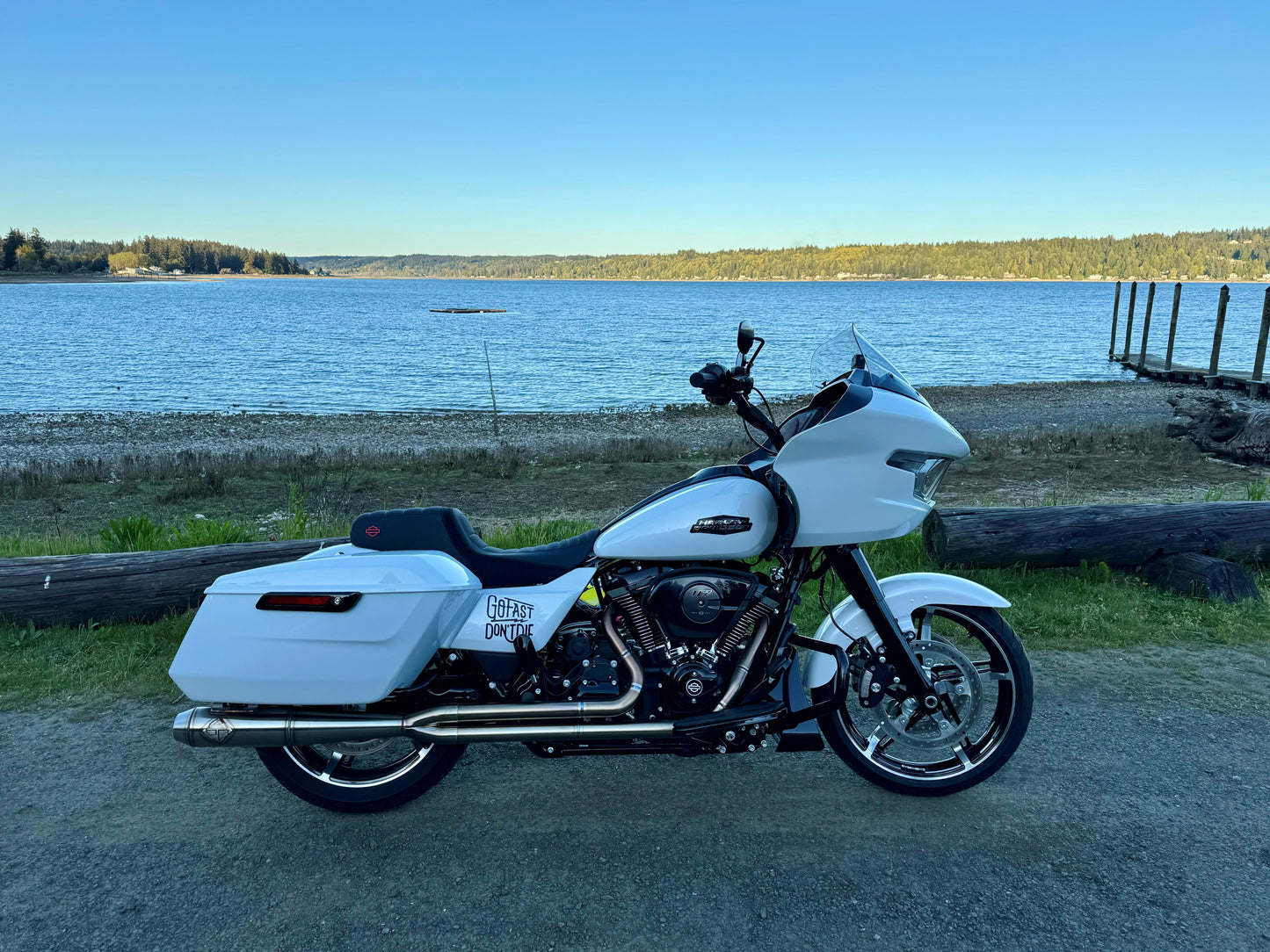 2017-2026 M8 BAGGER - FULL LENGTH TURNPIKE