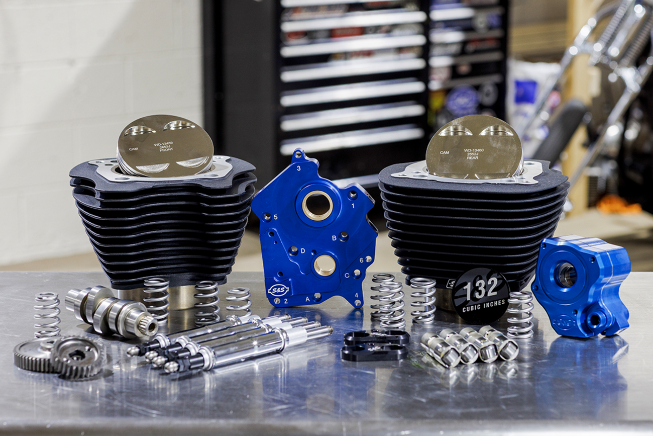 S&S CYCLE 132" Power Package Engine Performance Kit - Gear Drive - Oil Cooled - Non-Highlighted Fins - M8
