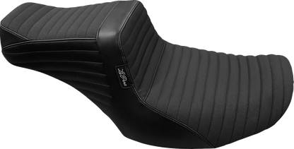 LE PERA Tailwhip Seat - Pleated w/ Gripper - Touring '23.5-UP