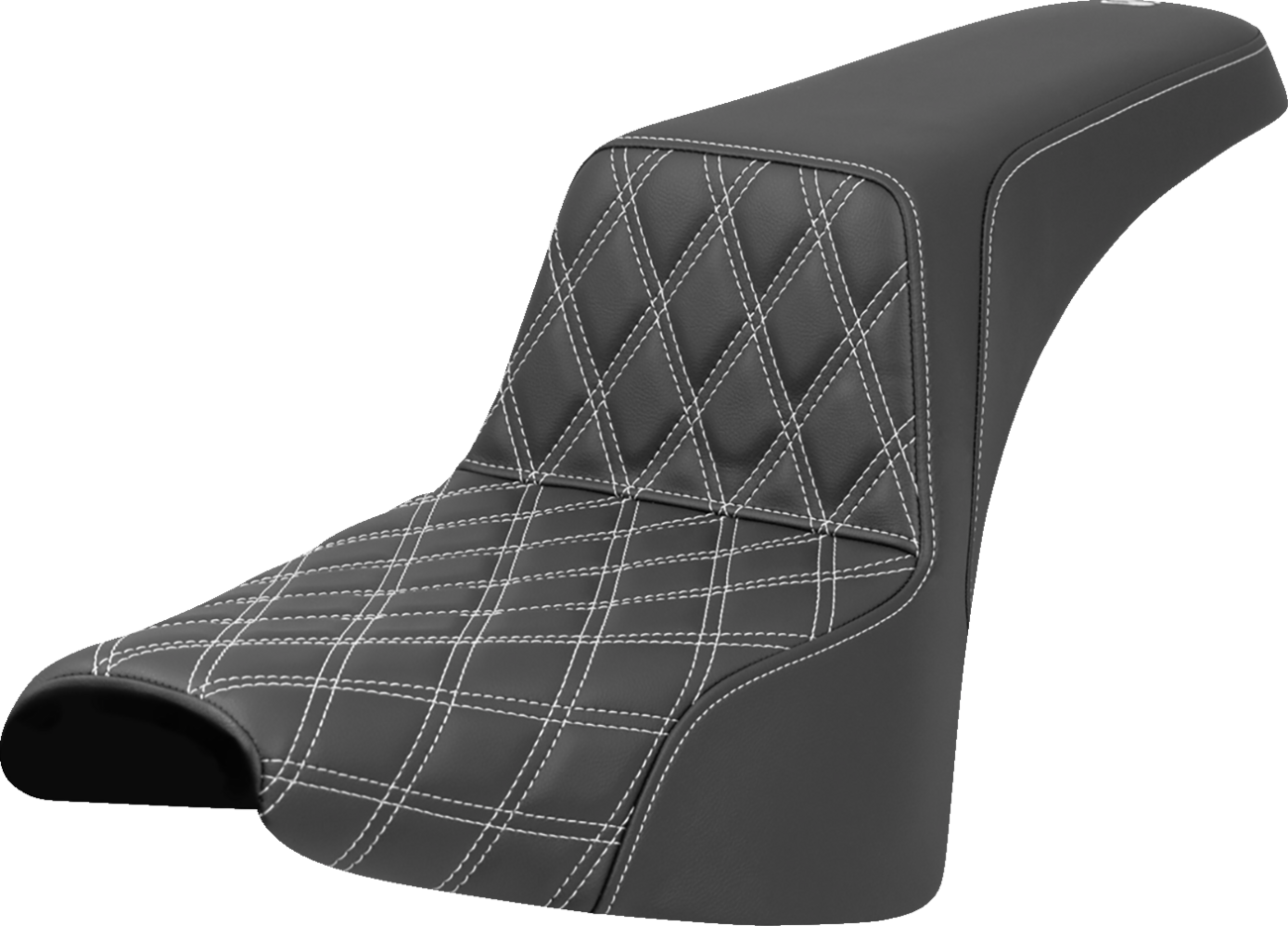 SADDLEMEN Step-Up Seat - Front Lattice Stitch - White Stitch - Softail '18-'25