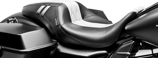 LE PERA Outcast GT Seat - Full-Length - w/o Backrest - Black Double Diamond w/White Inlay - Touring '08-'23