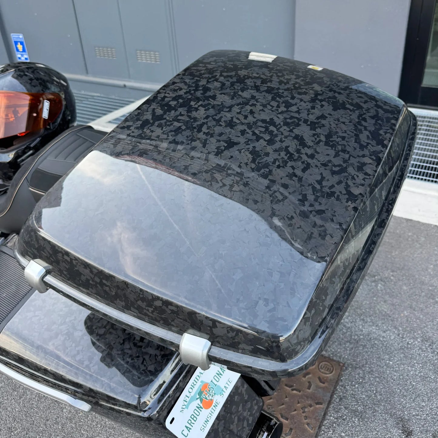 Carbon Visionary Carbon Fiber Chopped Tour Pack