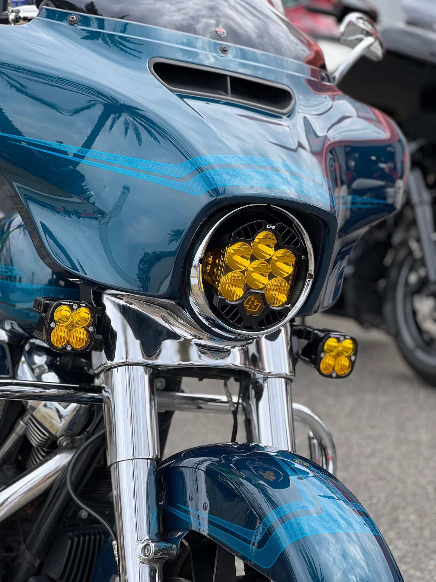 A10 Moto 14-23 Street Glide/Road King Billet Front Turn Signal Kit