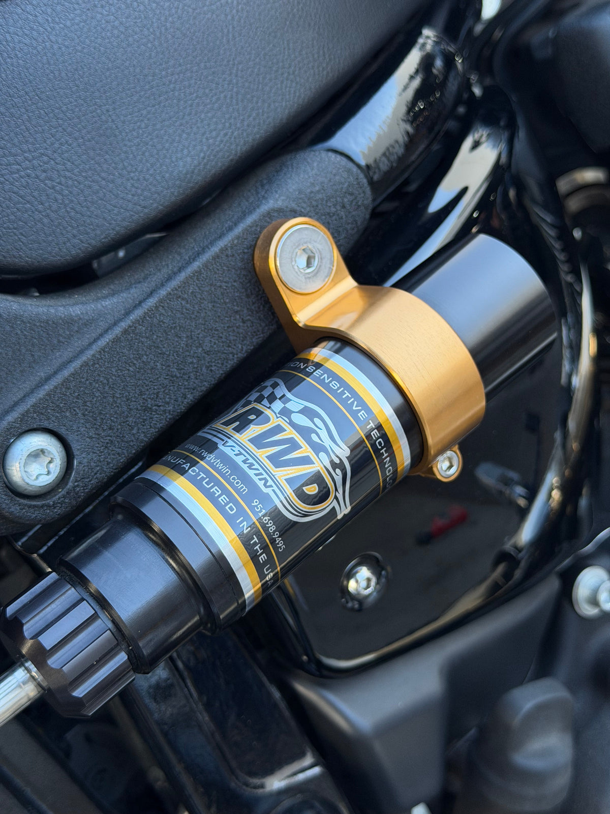 RWD Softail Monoshock Billet Side Mount