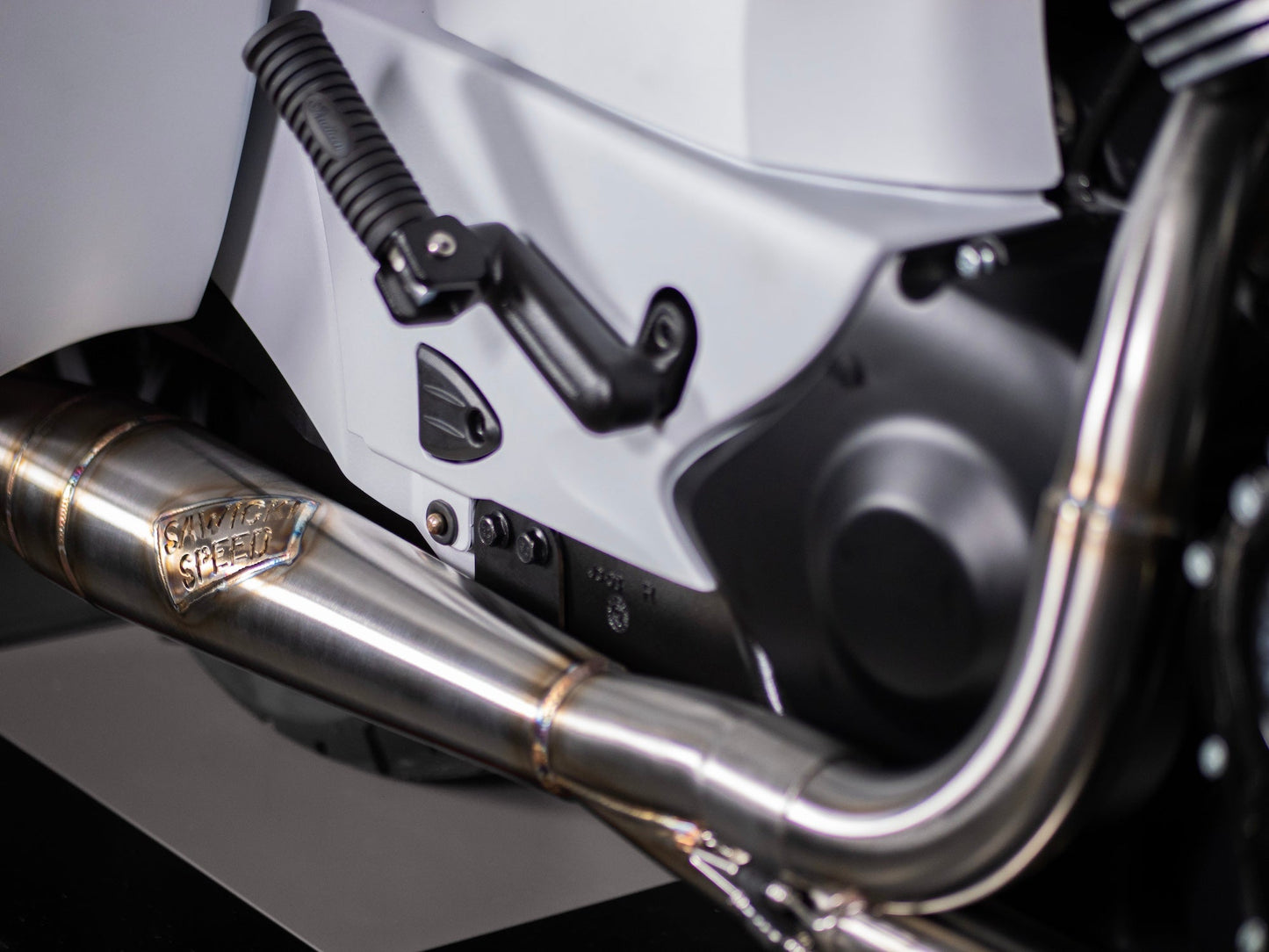 Indian Chieftain Mid-Length Exhaust