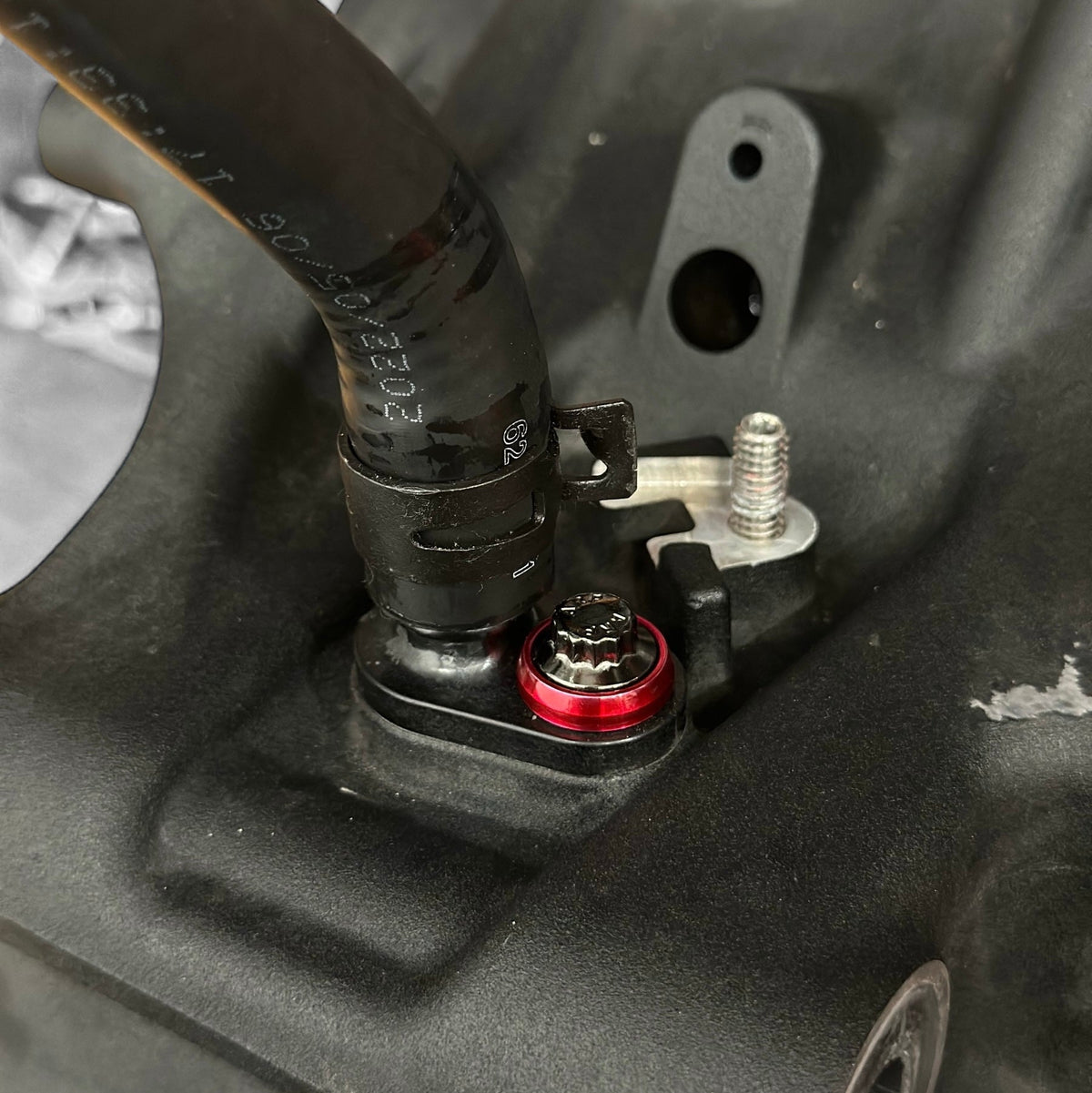 6 Speed Transmission Oil Return Line ARP Kit