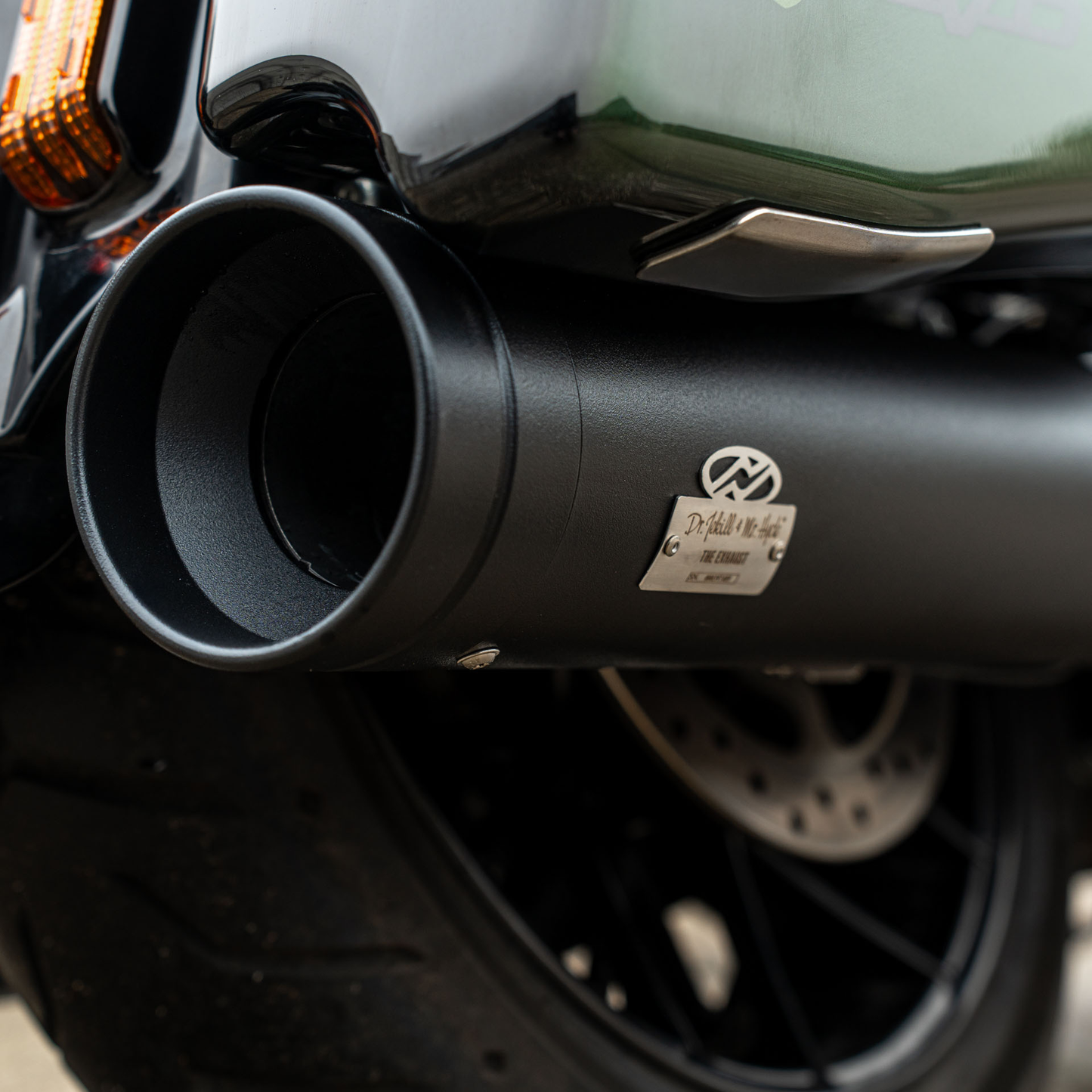 Dr. Jekill & Mr. Hyde® 2-2 Slip-On Mufflers for Harley-Davidson Touring (2017+)